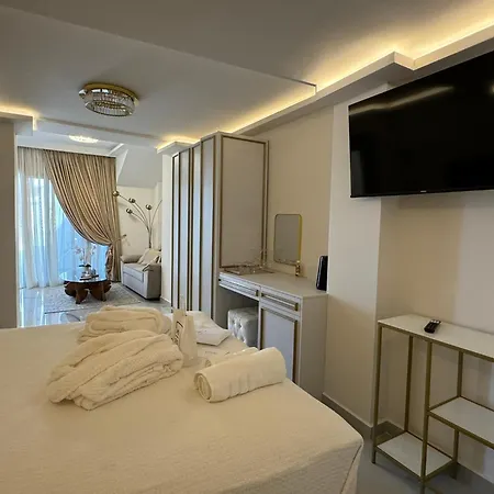 Mare 4 Hotel *