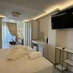 Mare 4 Hotell *
