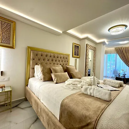 Mare 4 Chania (Crete)