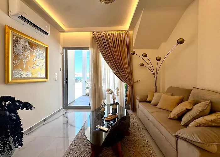 Mare 4 * Hriszí Aktí Haniá