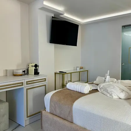 Mare 4 Hotel *